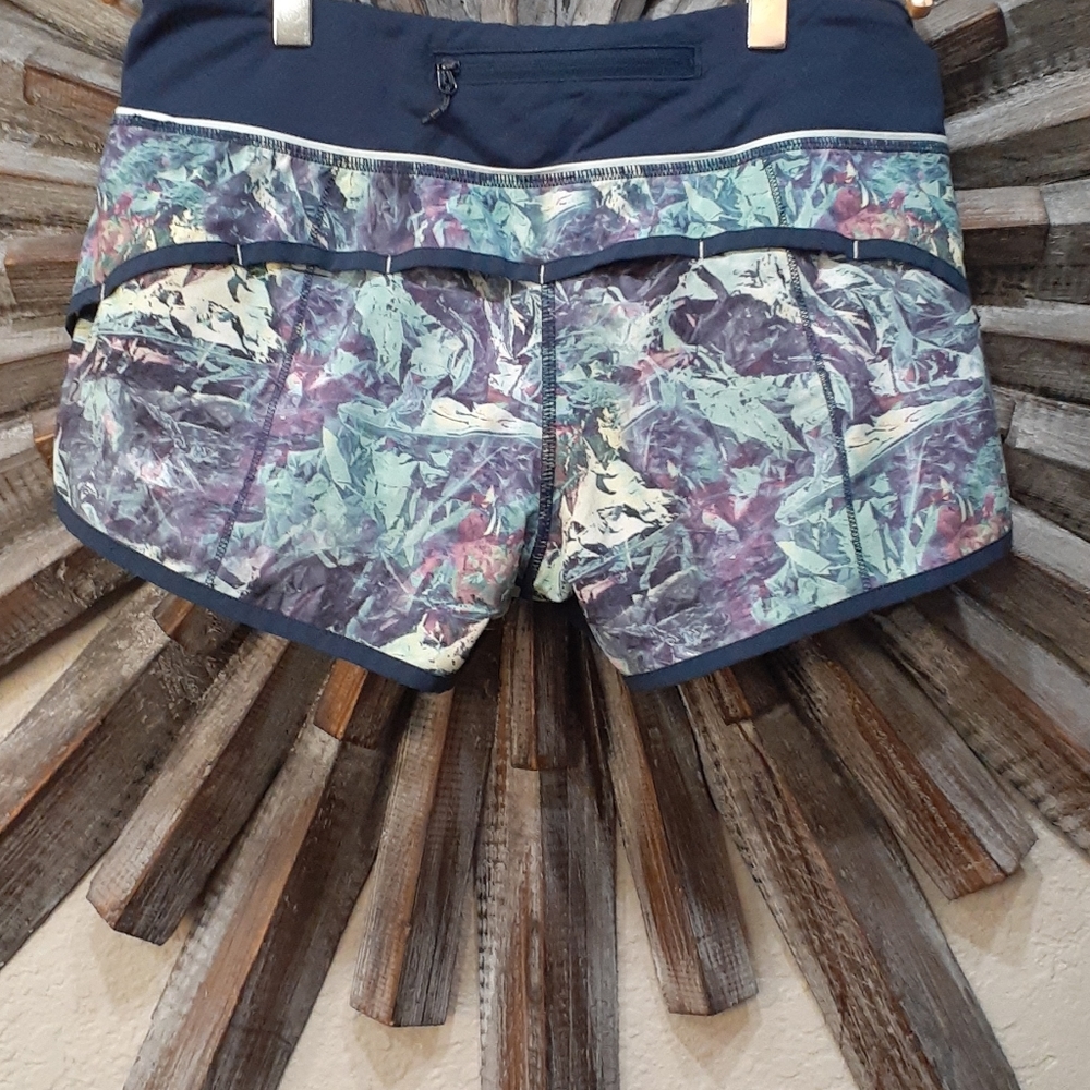 Lululemon Shorts - Picture 3 of 5